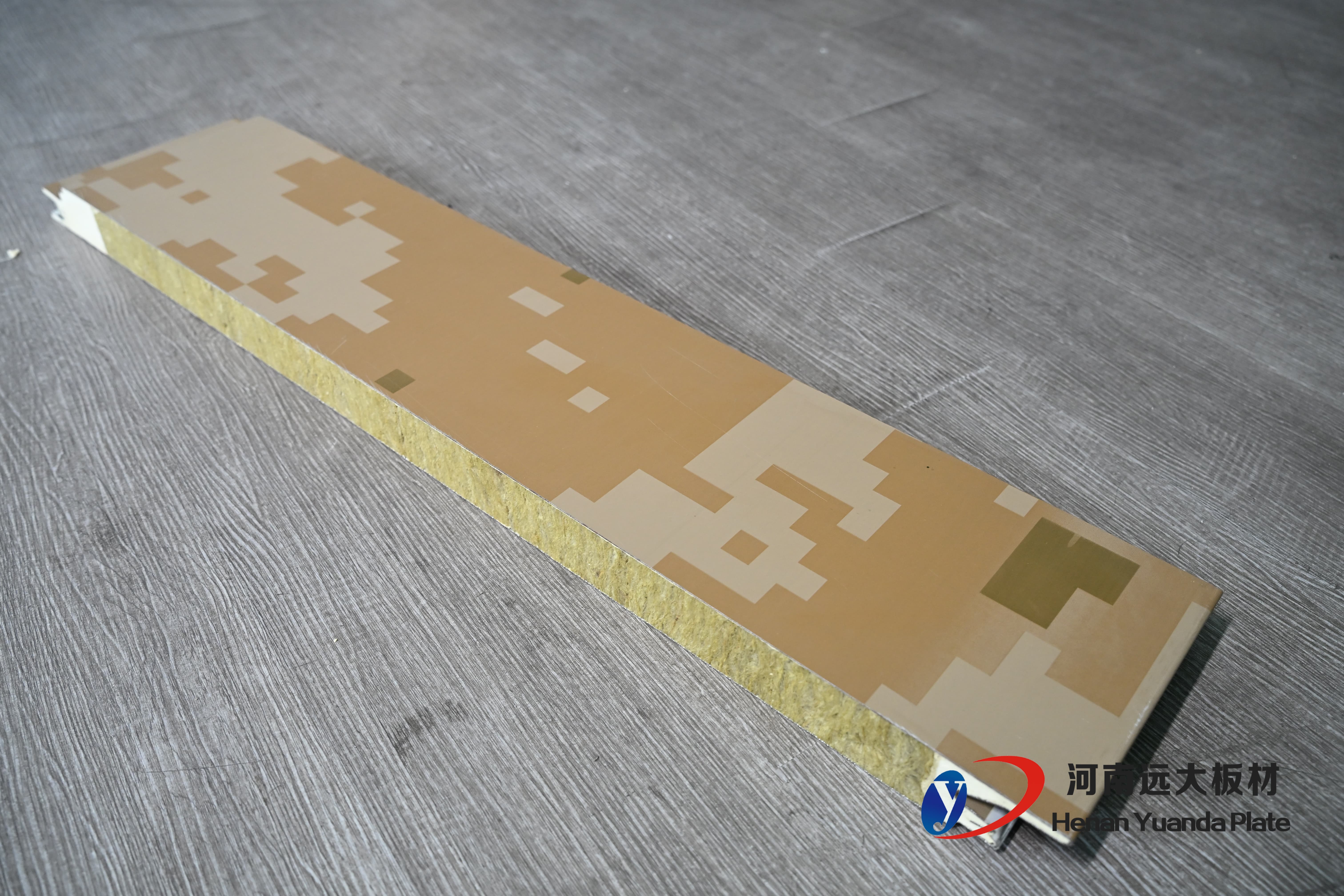 聚氨酯夾芯板一平方多少錢？2025年最新價(jià)格與性能全解析